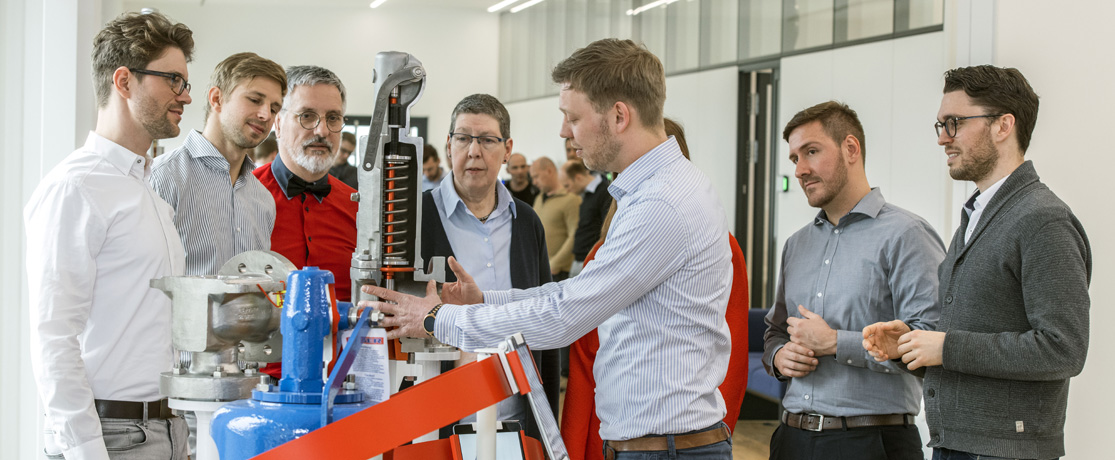 Учебная лента для предохранительных клапанов LESER